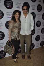 Talat Aziz, Bina Aziz at Swapnil Shinde Show at lakme fashion week 2012 Day 4 in Grand Hyatt, Mumbai on 5th March 2012 (56).JPG